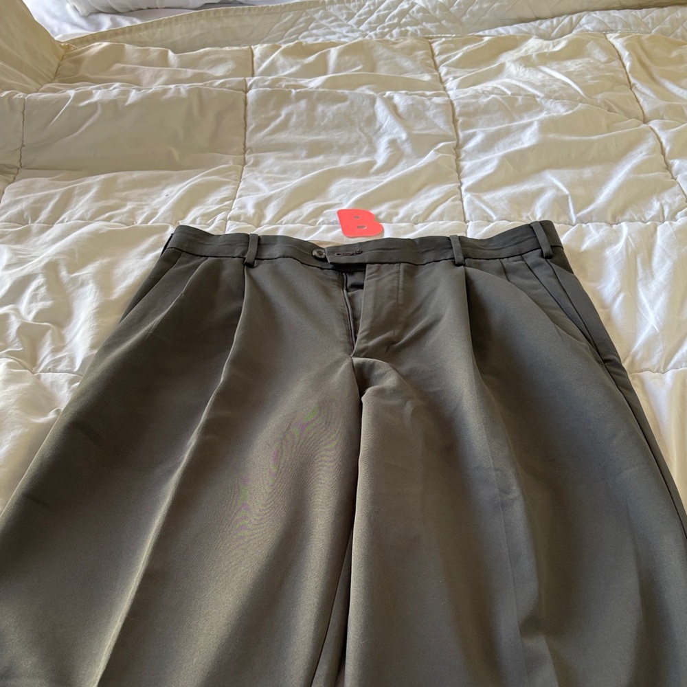 Dockers Men's Olive Dress Slacks